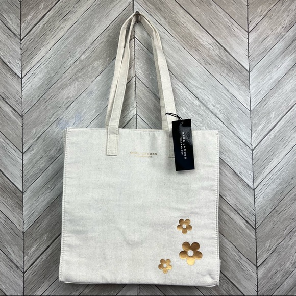 Marc Jacobs Daisy Tote Bag, Canvas Shoulder NWT - Picture 2 of 12